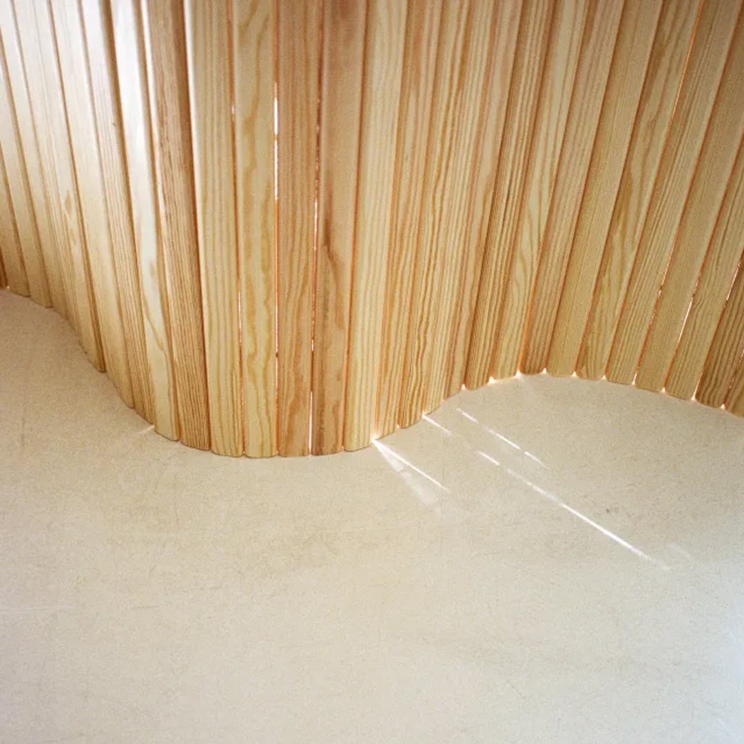 10月15日発売《限定》90周年 アニバーサリー 100 Screen