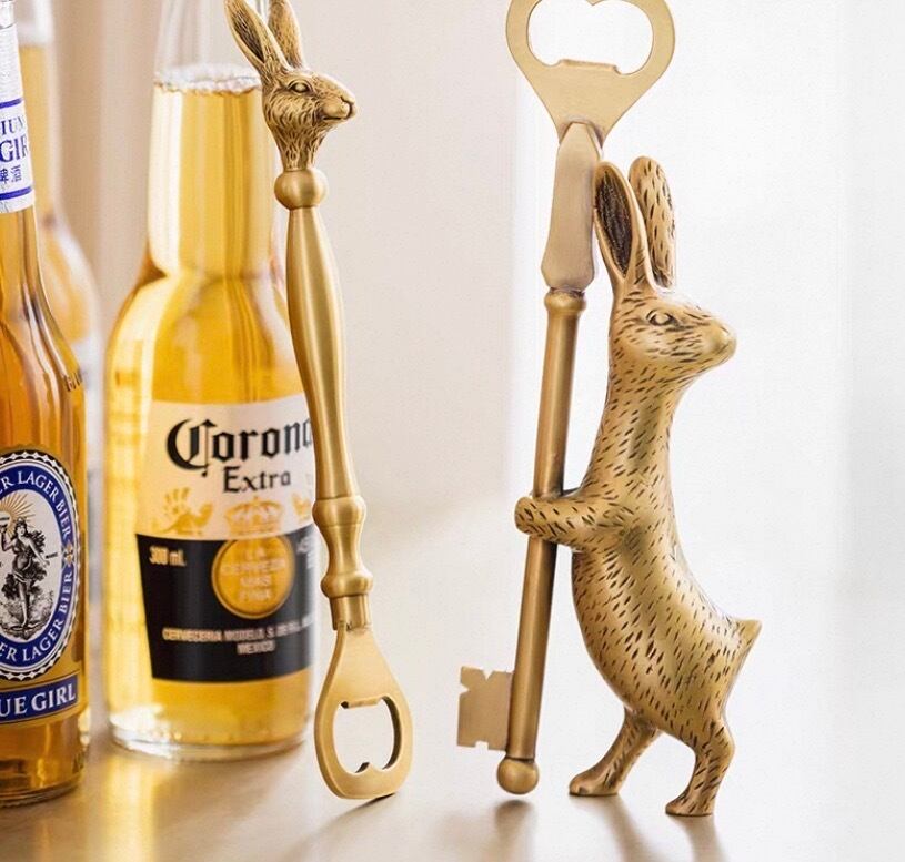 High-quality brass rabbit bottle opener 高級真鍮製うさぎ栓抜き