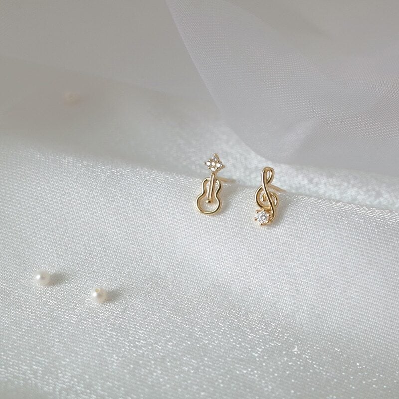 バイオリン＆おんぷモチーフ★アシンメトリーピアス