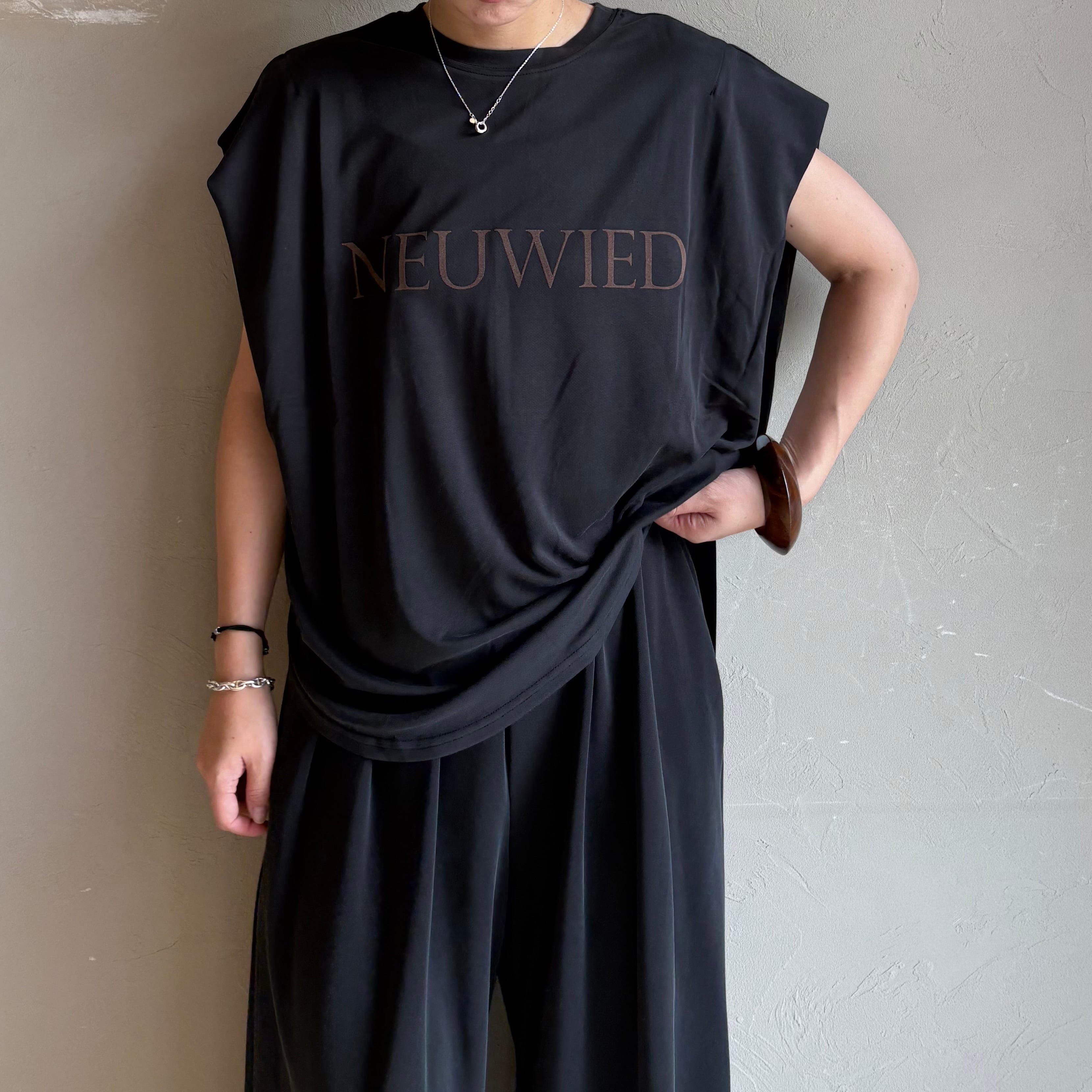 【 CLOCHE 】モダールジャージーフロッキープリントTシャツ