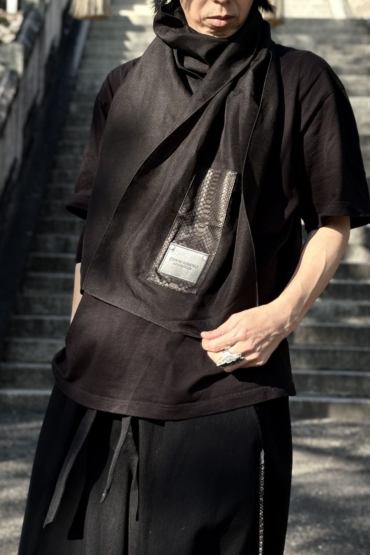 ソロイスト　レザースカーフ ジャングルストール 完全受注生産】黒蛇革×シルクストール-縁-/ Python Silk Stole YOSUGA