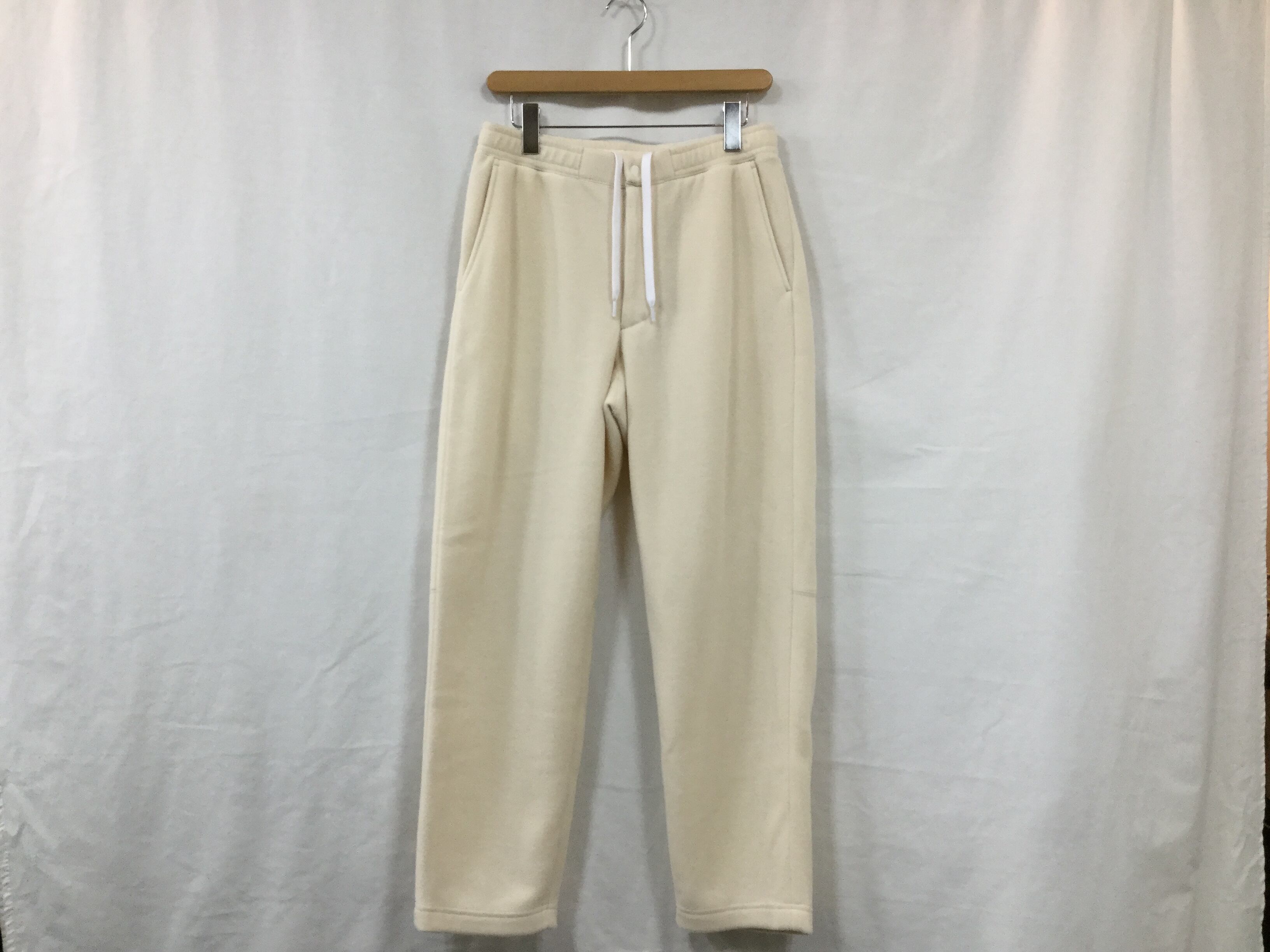 UNIVERSAL PRODUCTS.”FLEECE PANTS WHITE” | Lapel online store powered by BASE
