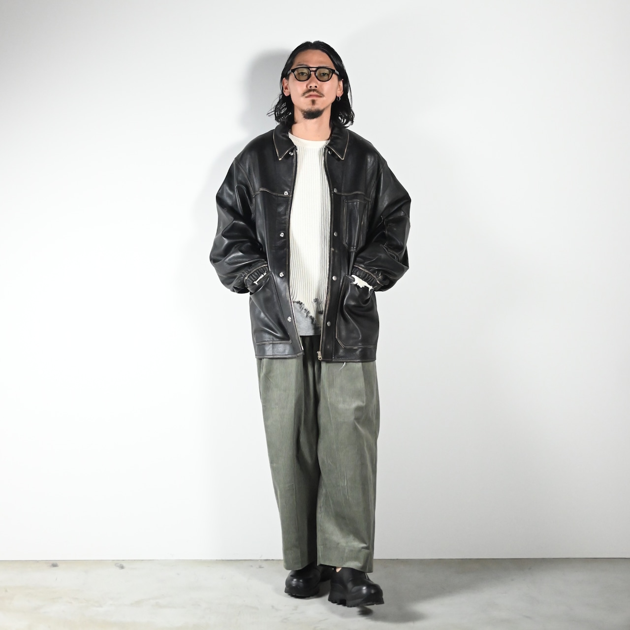 barbell object(バーベルオブジェクト)leather coverallコーディネート