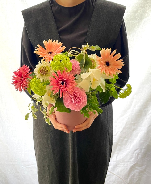 5/3日~6日到着便//thanks flower (M size) //ピンクのガーベラ   for Mother's Day //