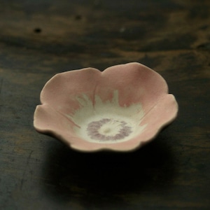 花豆皿 アネモネ ピンク (幅 7 cm) Anemone flower