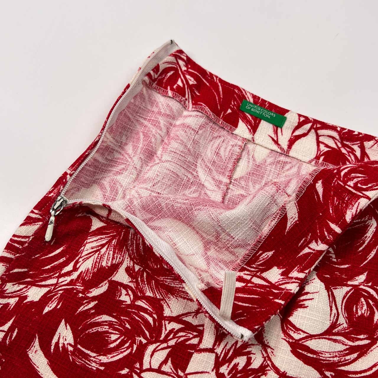 イタリア製 UNITED COLORS OF BENETTON ユナイテッドカラーズ オブ ベネトン 花柄 フレア タイト スカート 38 /レッド