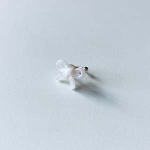 Mini ribbon cuff white