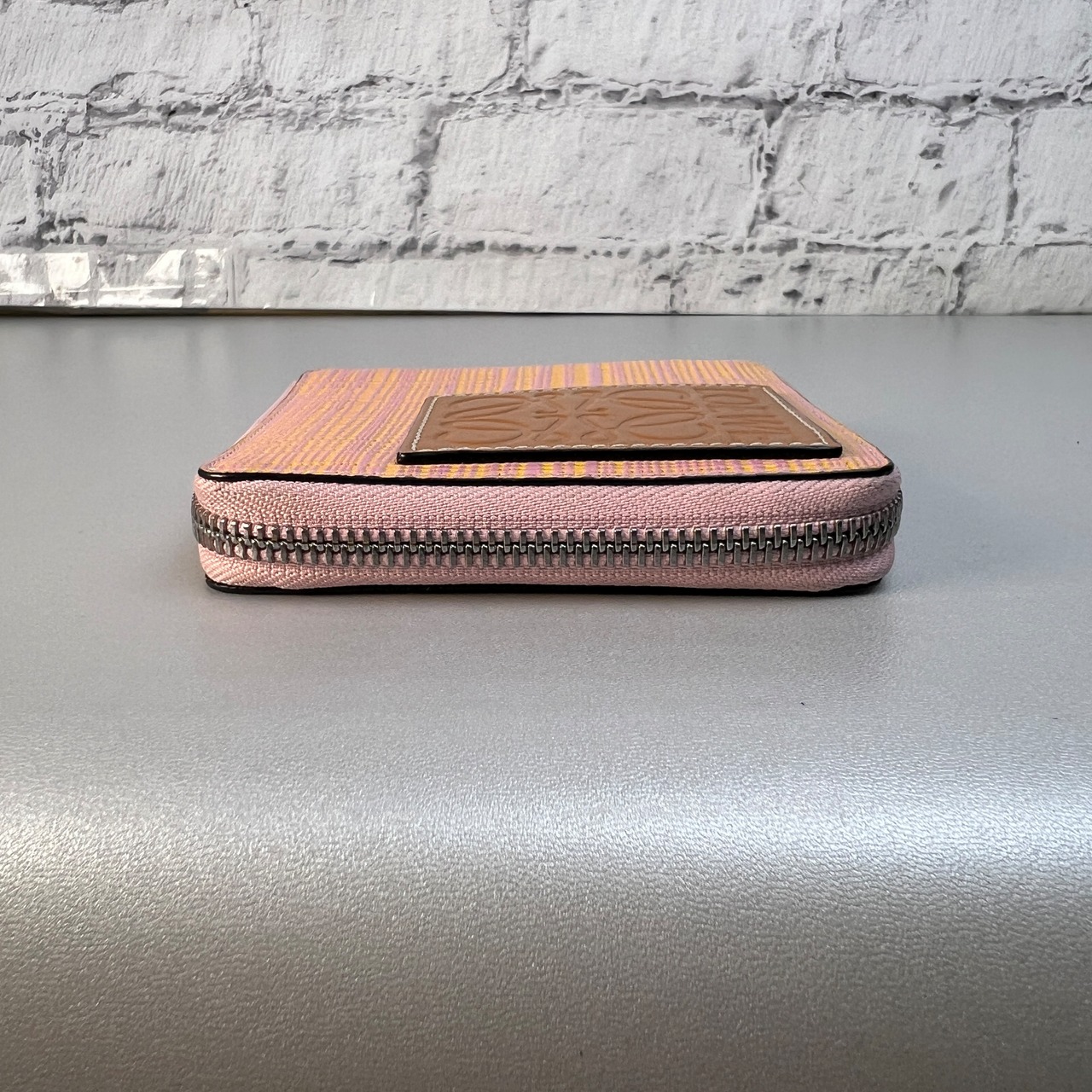 LOEWE ロエベ PVC 二つ折り財布 ピンク A-10122