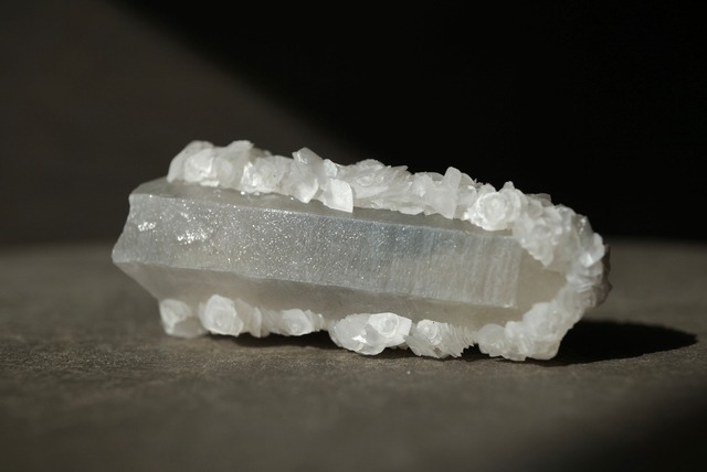 内モンゴル産クォーツ/カルサイト Quartz/Calcite 1558