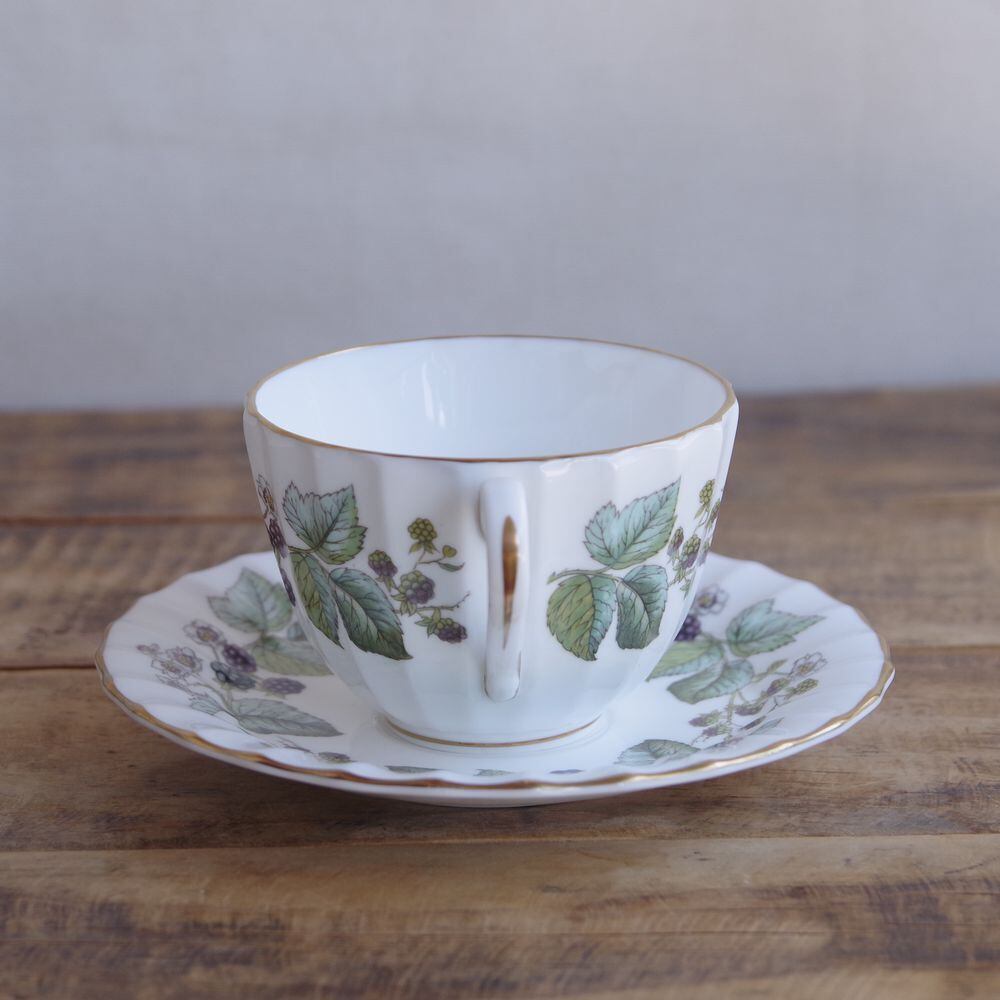 ロイヤルウースター ラビニア ティーカップ ソーサー Royal Worcester 