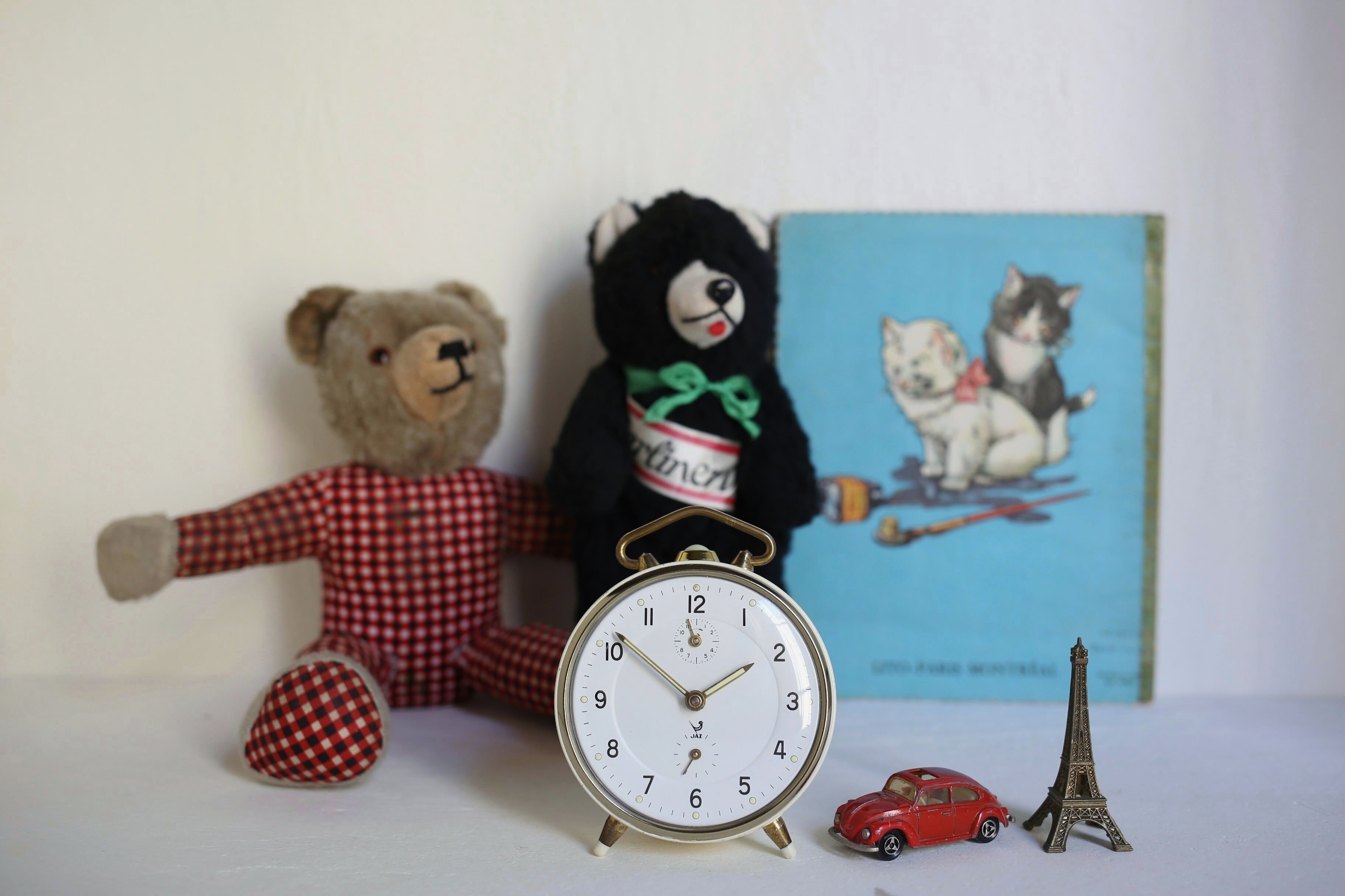 フランス アンティーク ヴィンテージ JAZ 目覚まし時計『DUBRIC』 秒針付き N-06483