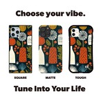 受注生産 iPhoneケース 白い花と赤い葉の民芸柄｜ボタニカル FMSY087C