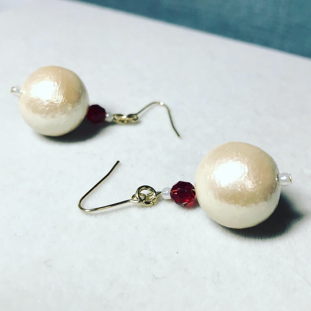 0019:大粒コットンパールピアス