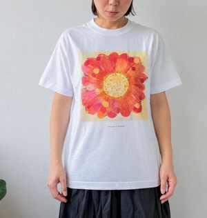 水彩画を着るTシャツ　「ガーベラ」