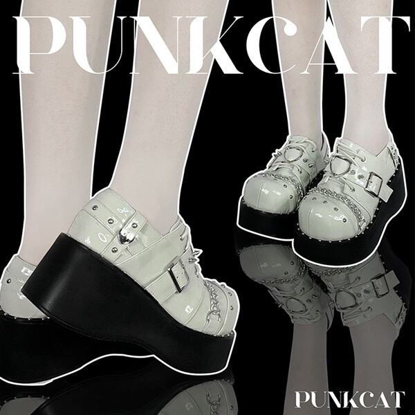 ホワイトハートバックルスタッズベルトチェーンストラップ厚底シューズ