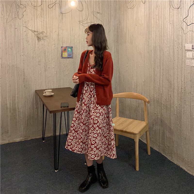 スタンダードVネックレース花柄 お花 フラワースカート レッド スタンダードVネックレース花柄 お花 フラワースカート レッド