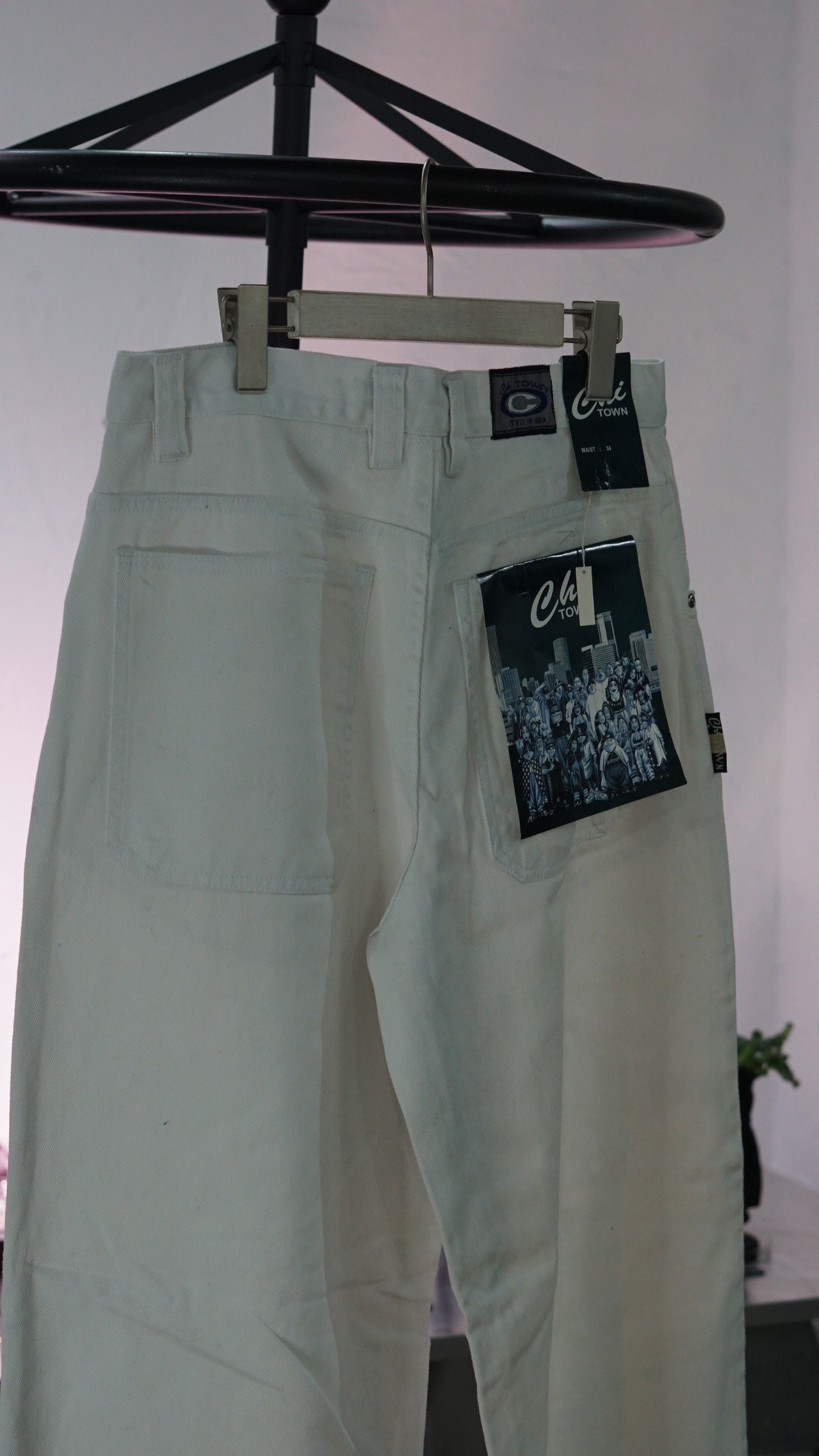 DEAD STOCK WHITE BAGGY DENIM