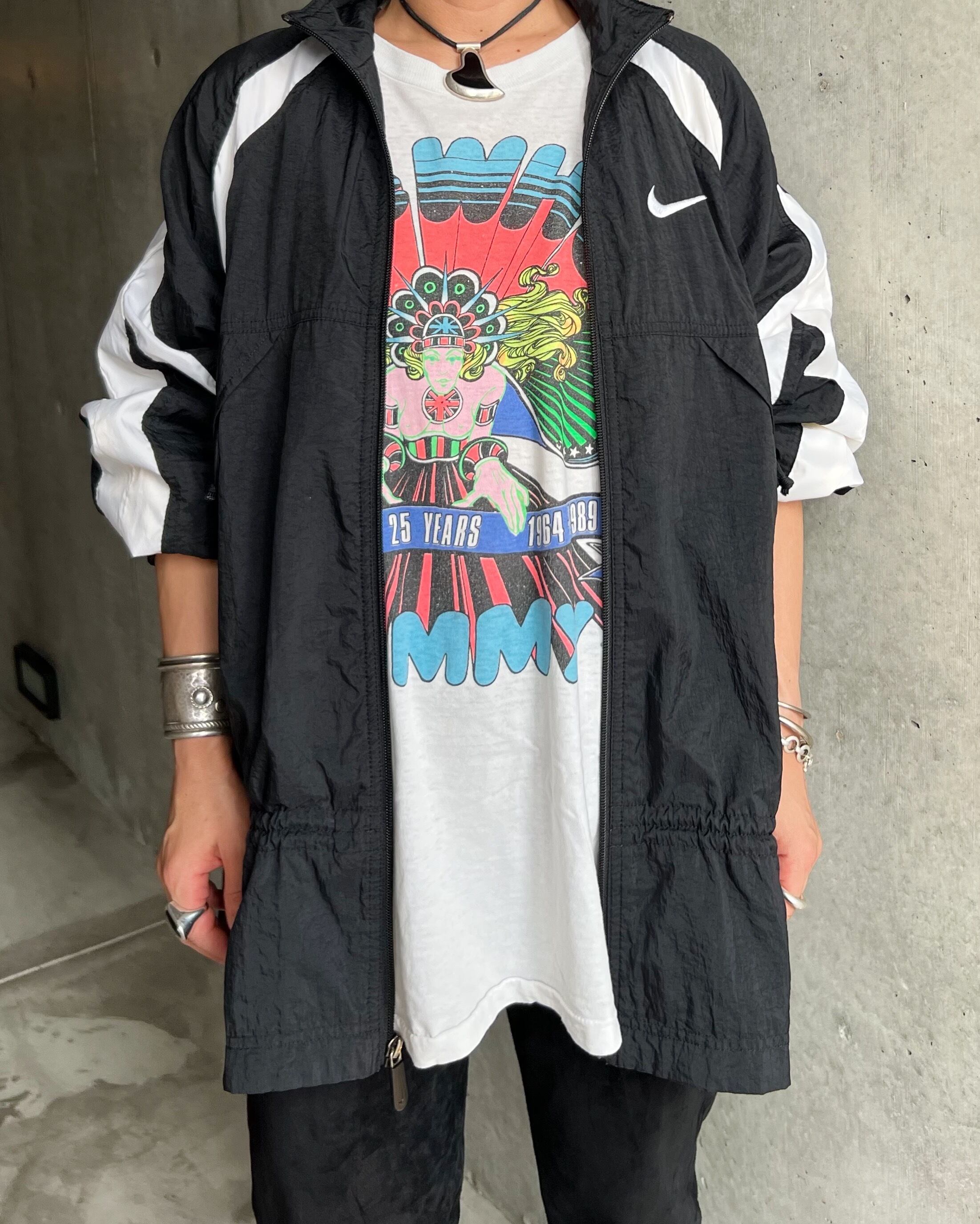 VINTAGE 90s NIKE NYLON JACKET