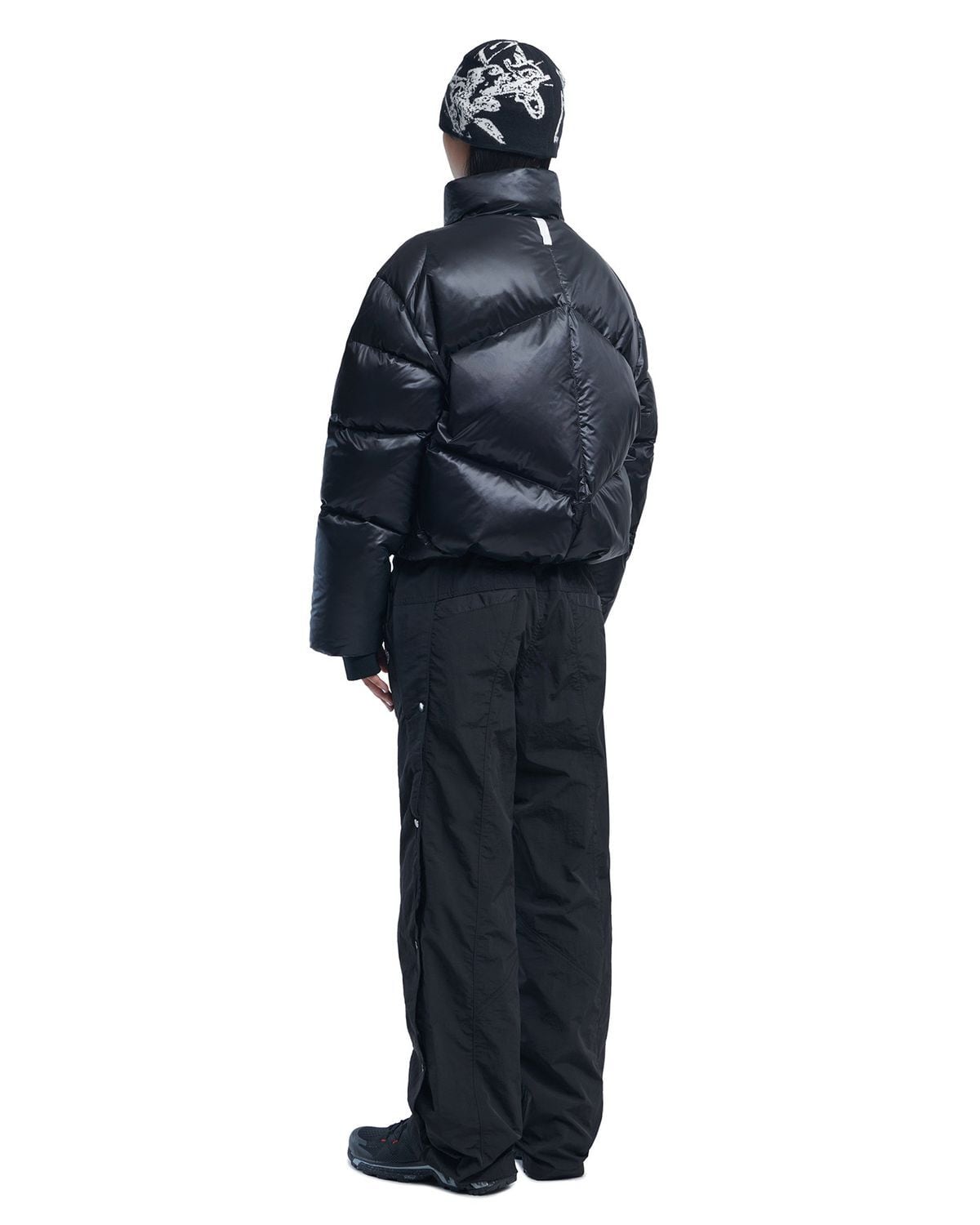 ☆TXT スビン 着用！！【NOMANUAL】SKADI DUCK DOWN - GLOSSY BLACK