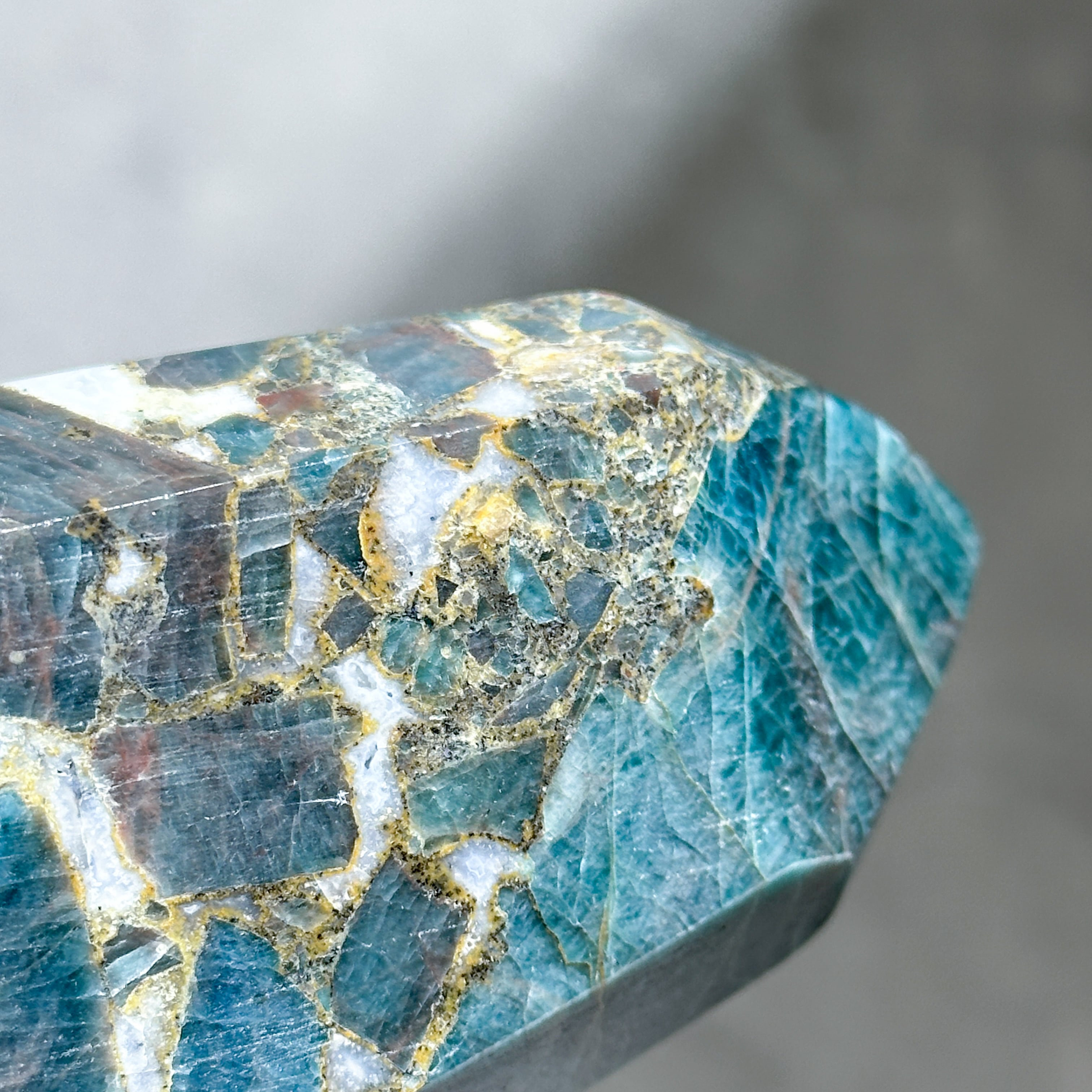 ブルーアパタイト タワー型61◇ Blue apatite ◇ 天然石・鉱物