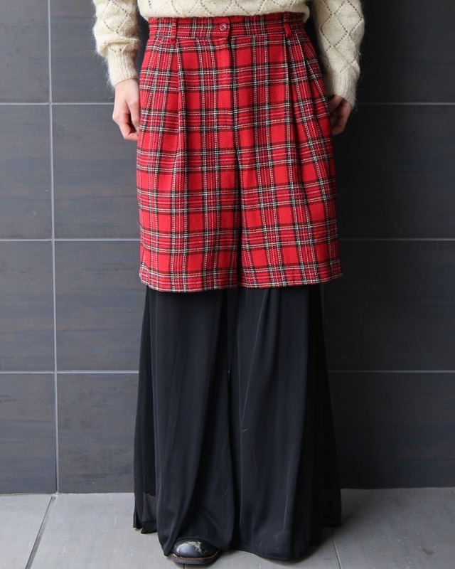 2-pleat check shorts