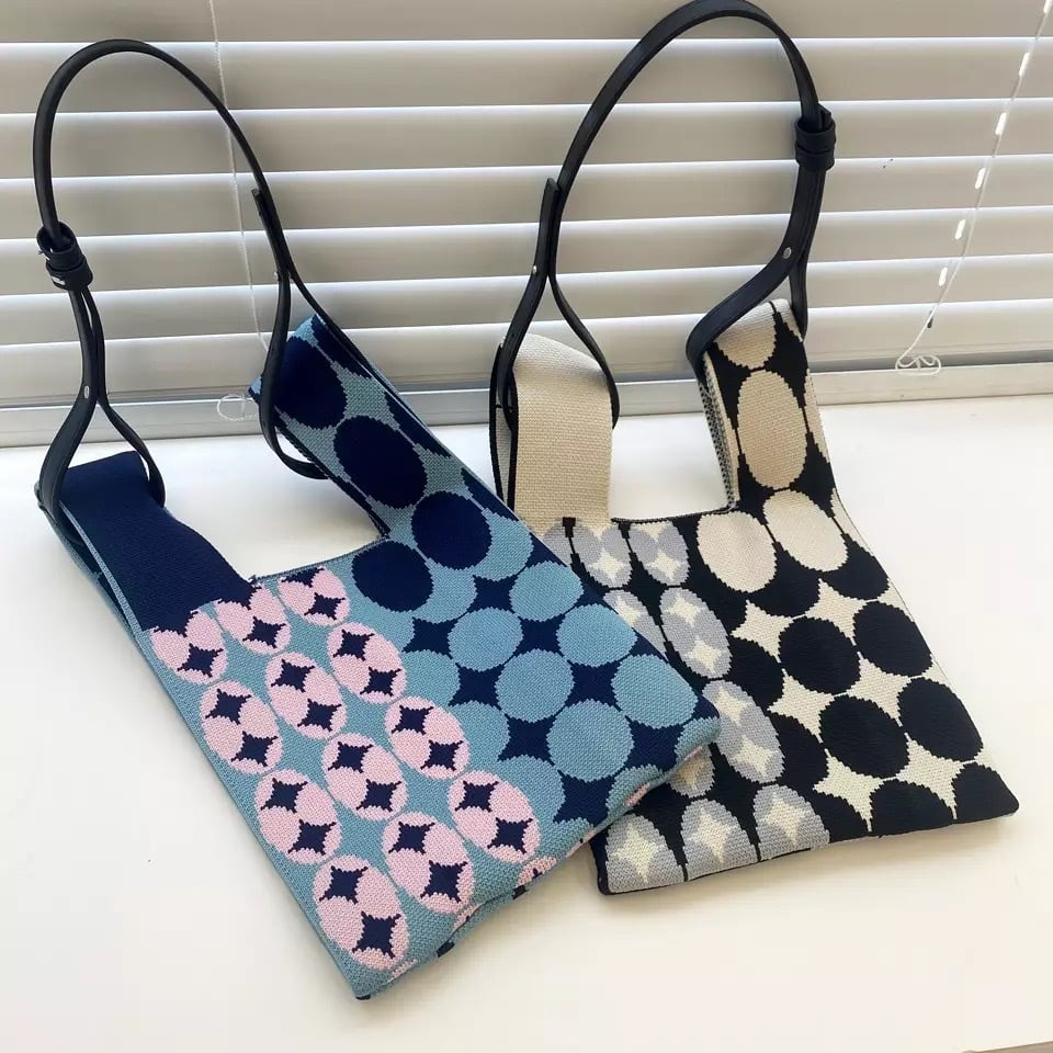 【5color】ブラックショルダー付き ニットマルシェバッグ