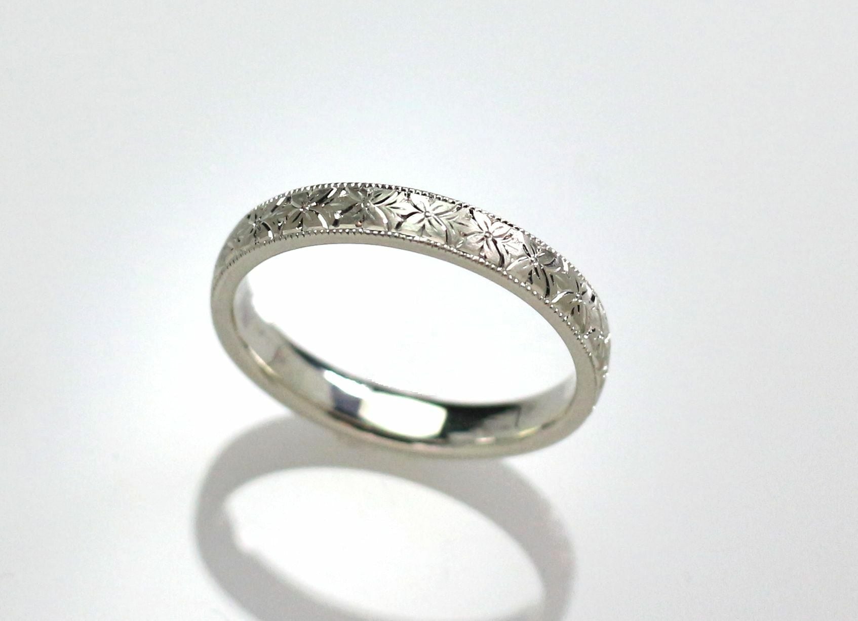 Pt900 手彫りリング(勿忘草) 3mm幅 | Atelier Ozaki