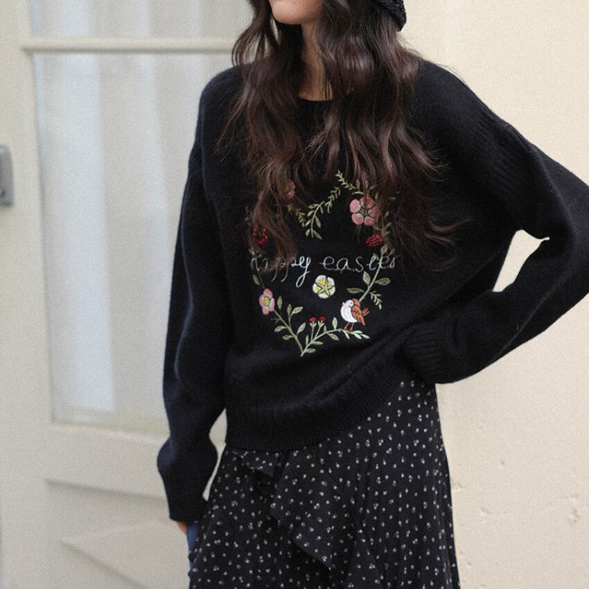 flower-embroidered knit　J00443