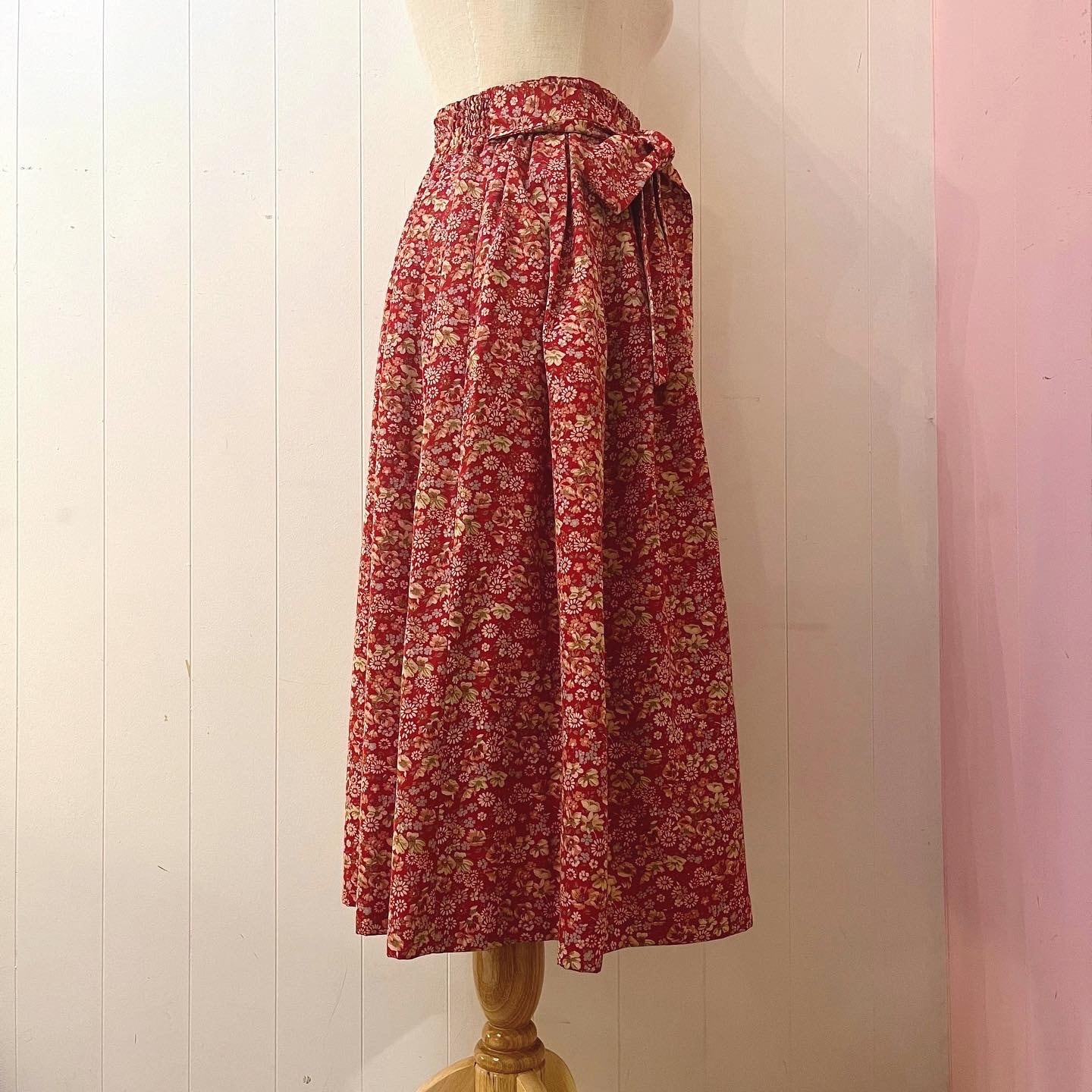 red flower waist ribbon skirt