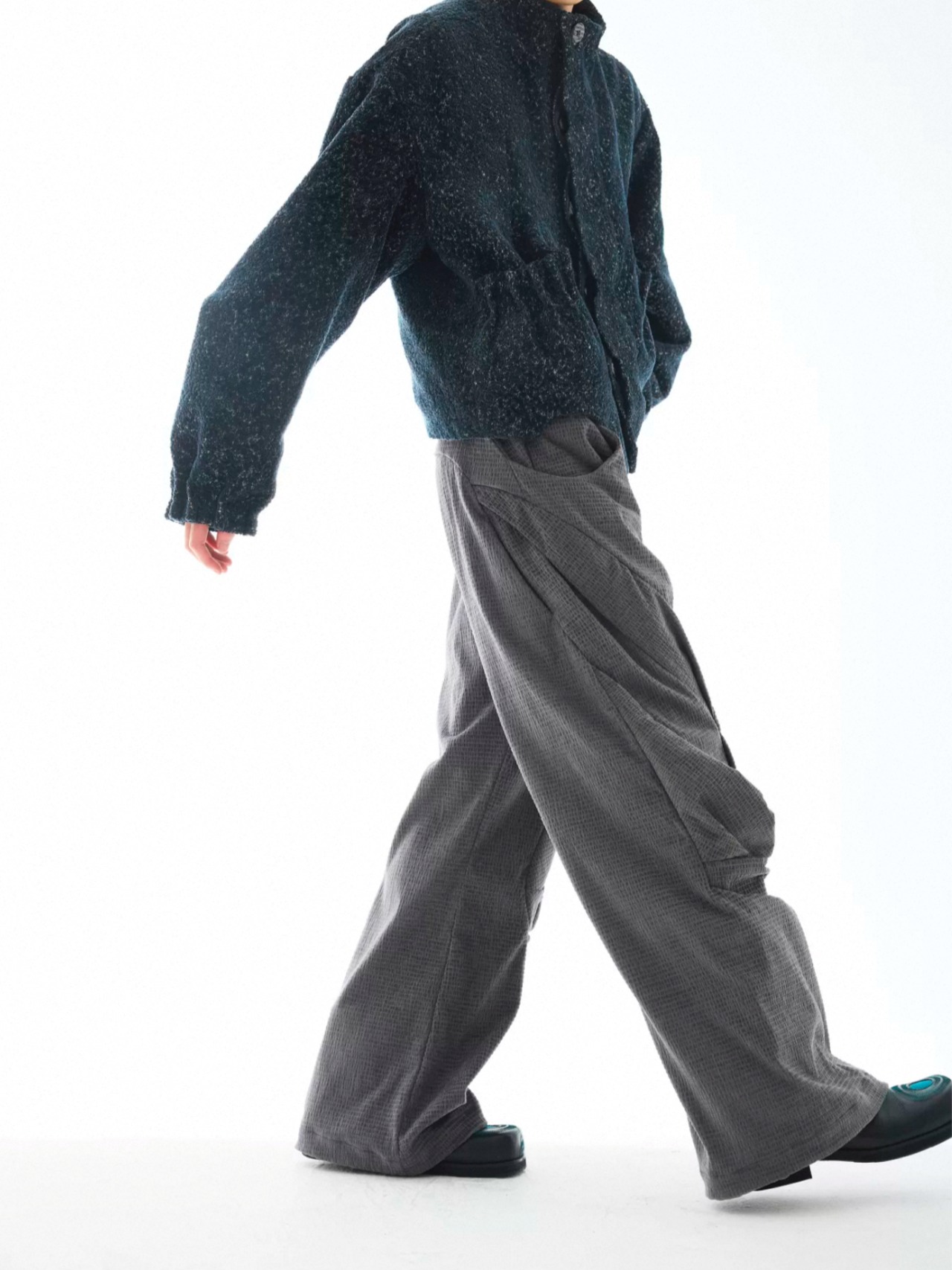 54A0 Boxy Pleated Jacquard Jacket