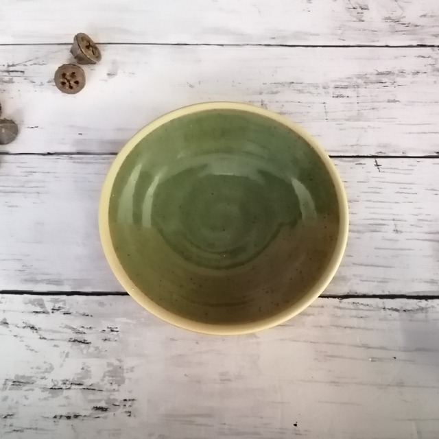 柳月　4.8皿　14cm　和食器　緑色のお皿　