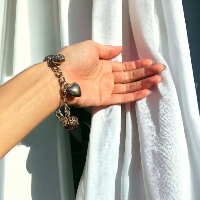 gold chain bracelet