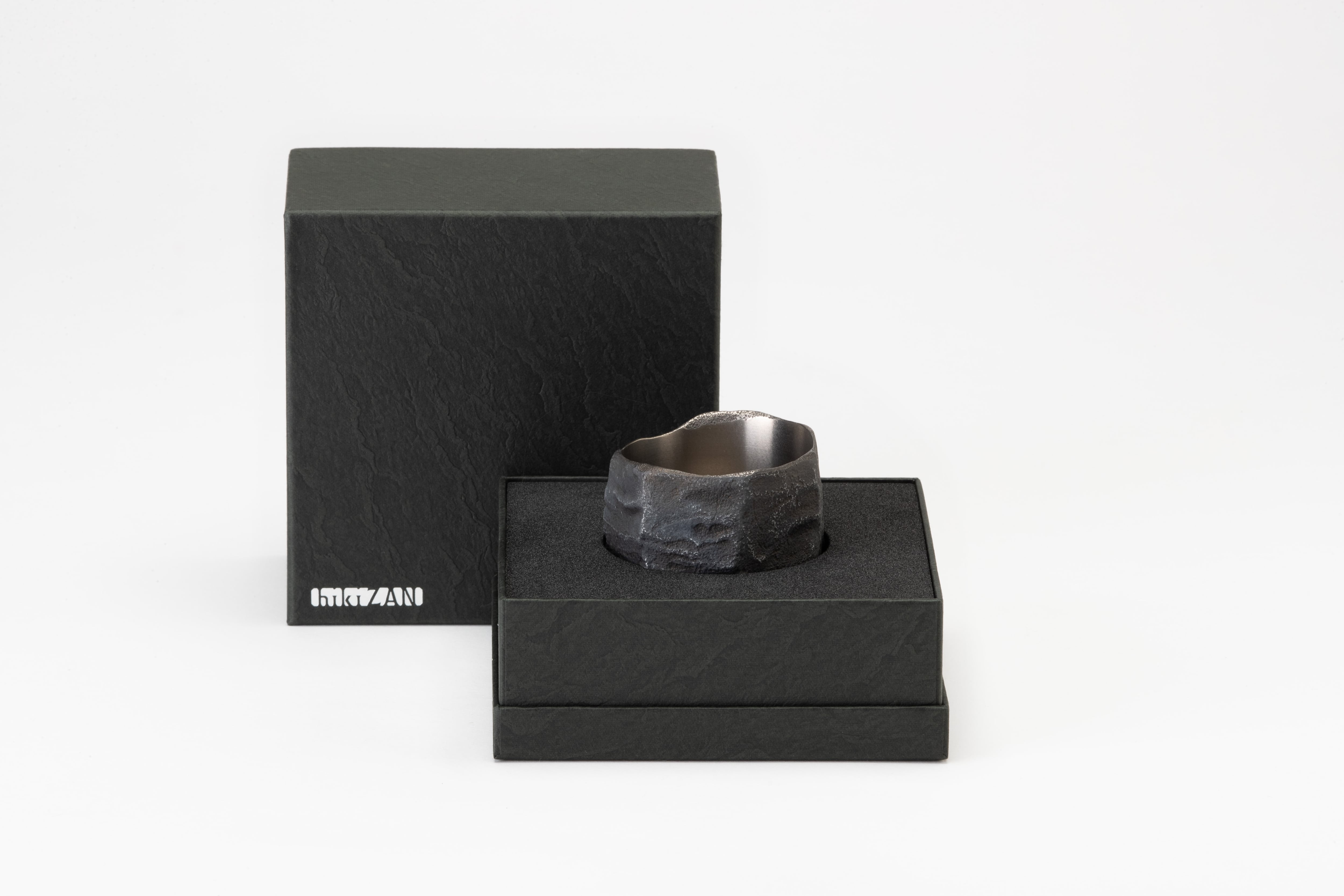 hikiZAN ” Premium Titanium Sake Vessel 1st model | hikiZAN