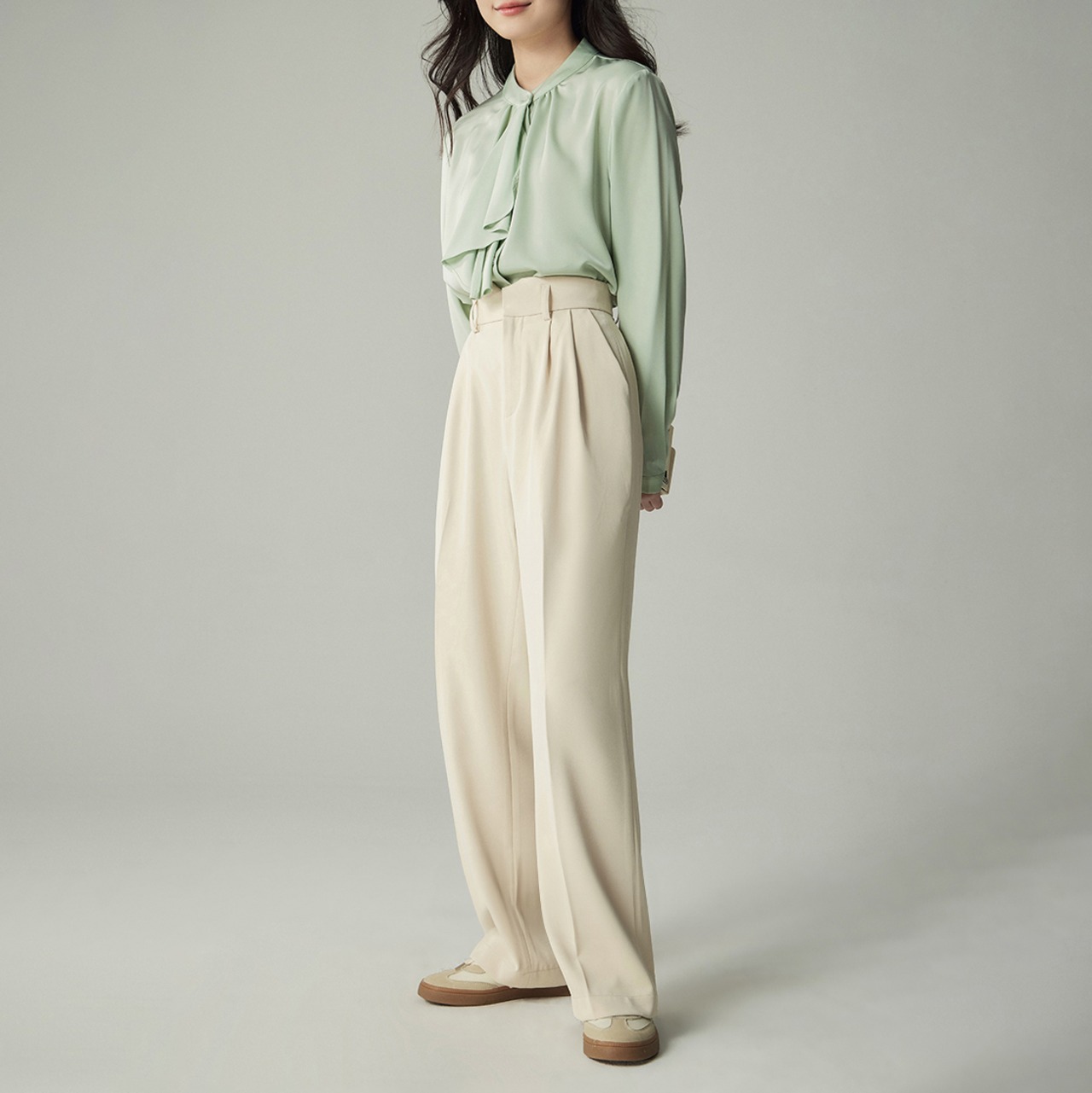 タックワイドストレート フルレングスパンツ H0025