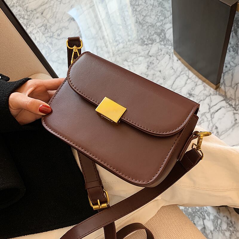 レッドスタンダード レトロ スクウェア メッセンジャーバッグ Tiancai_Wing_Bag18319664612