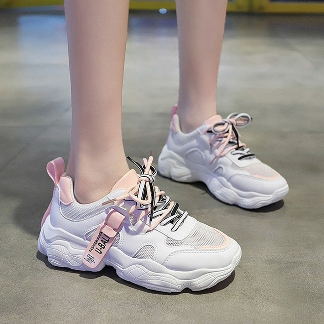 ダッド スニーカー 厚底 3色 レディース スポーティー ホワイト シューズ 美脚 かわいい 大人可愛い カジュアル おしゃれ お洒落 かっこいい スポーティー メンズライク ボーイッシュ クール 存在感 白 ピンク イエロー レッド フレイクレザー 10代 20代 30代 40代 デイリー 普段使い 韓国 韓国系 オルチャン ファッション コーデ モテ トレンド 流行 インスタ映え 運動 アウトドア デート お出かけ 22.5cm 23.0cm 23.5cm 24.0cm 24.5cm 25.0cm