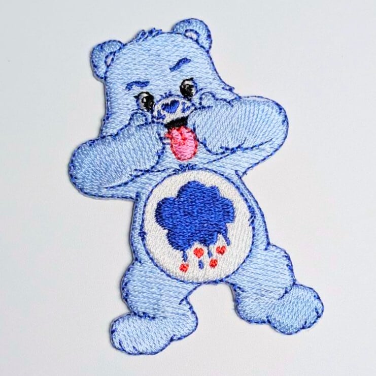 送料無料! ★刺繍アイロンワッペン★【 Care Bears( ケアベア ) 】Grumpy Bear / グランピーベア 〚アメリカン雑貨 アメトイ〛