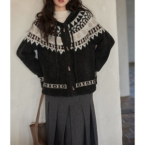 high end retro hooded sweater jacket