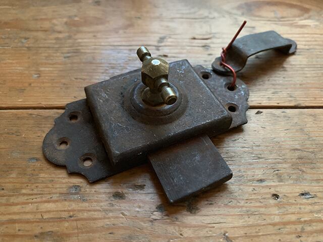 シックな雰囲気のラッチ / スライドロック(A)フレンチアンティーク