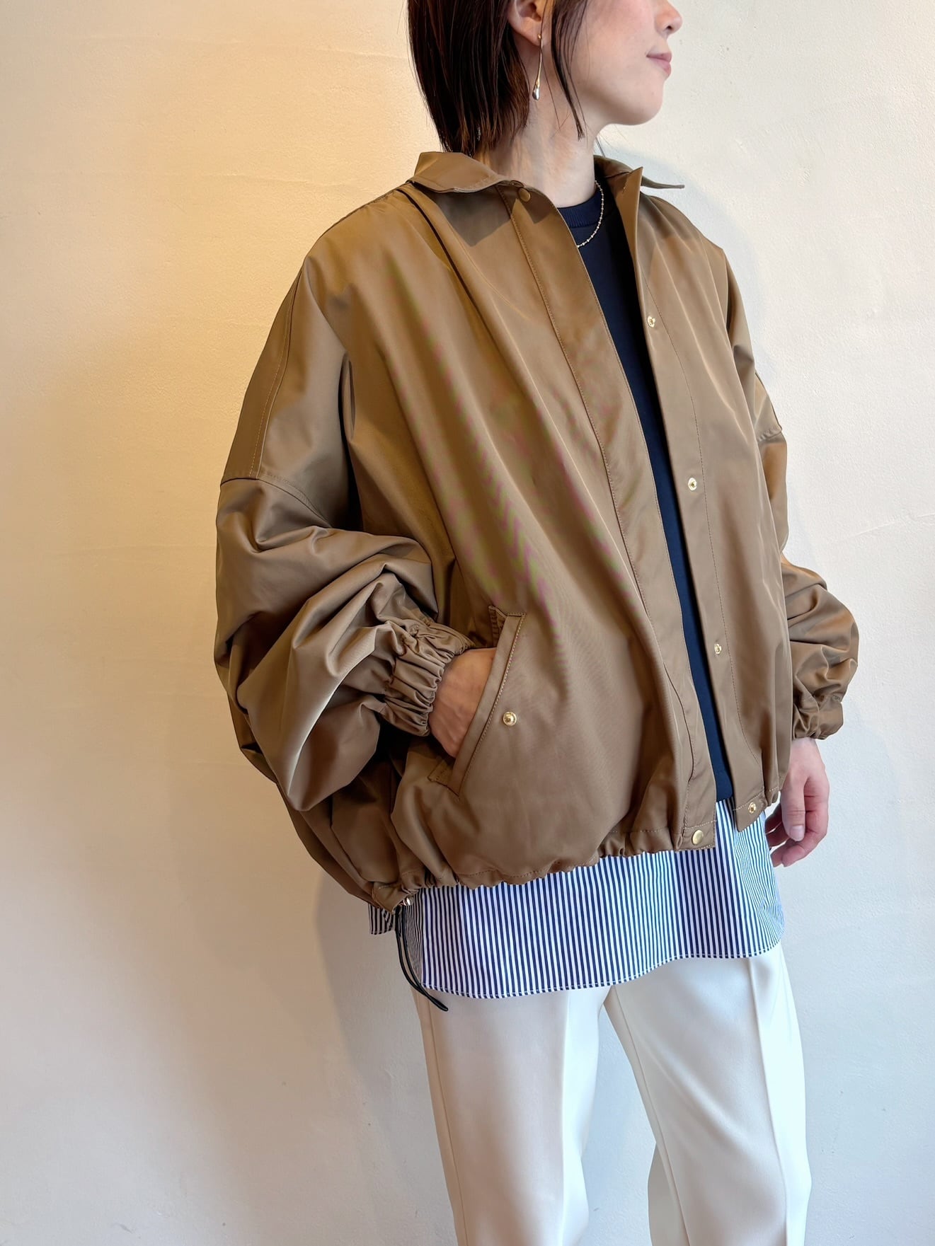 trois /ステンカラーショートブルゾン | anouk