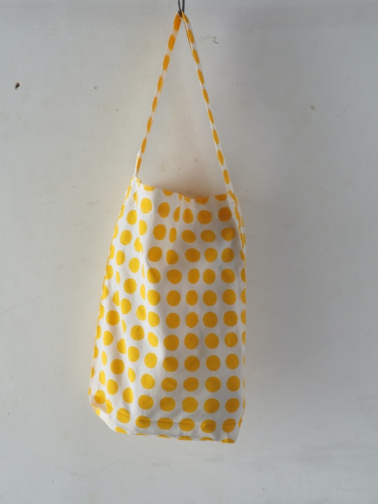 237g021 narrow bag D