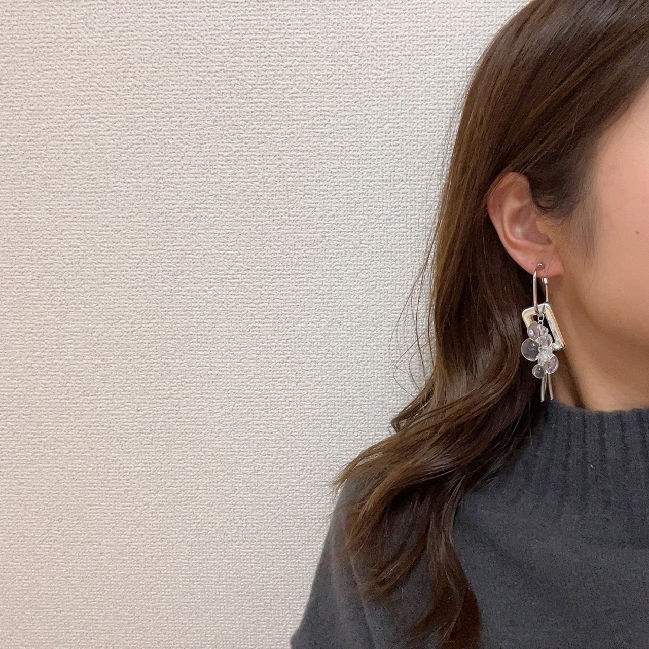クリア ×シルバー アシンメトリーピアス / イヤリング / サージカルステンレス