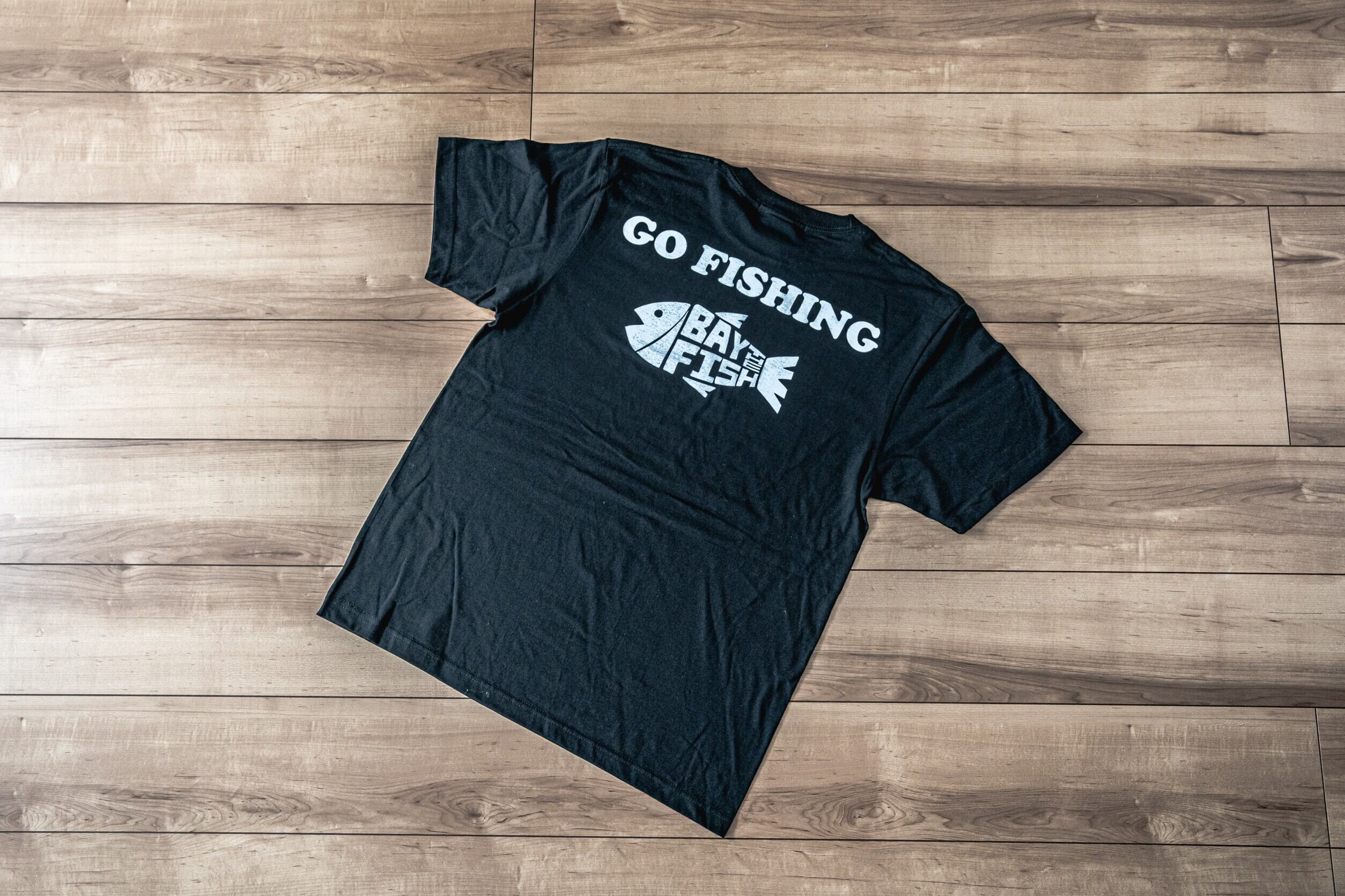 BOTTER FITTED T-SHIRT フィッシュ　プリントtシャツ BOTTER FITTED T-SHIRT フィッシュプリントtシャツ