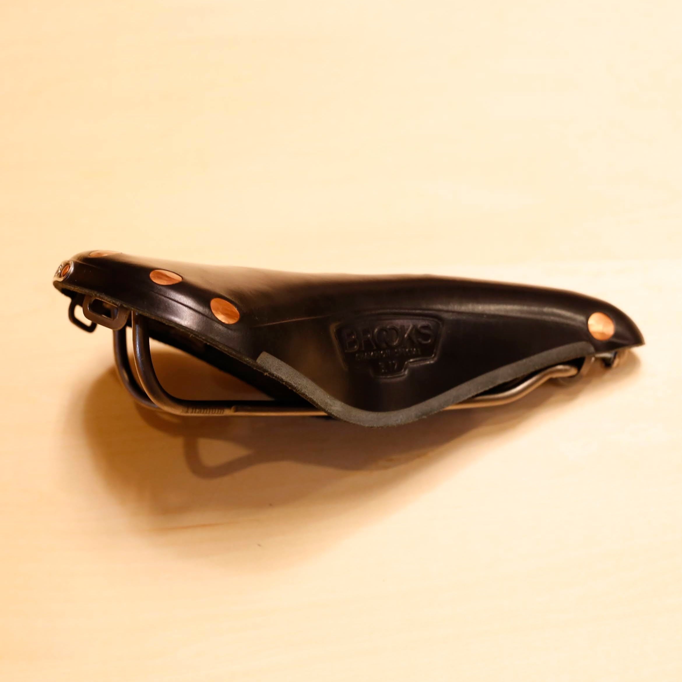 BROOKS* B17 SPECIAL Titan | velo life UNPEU