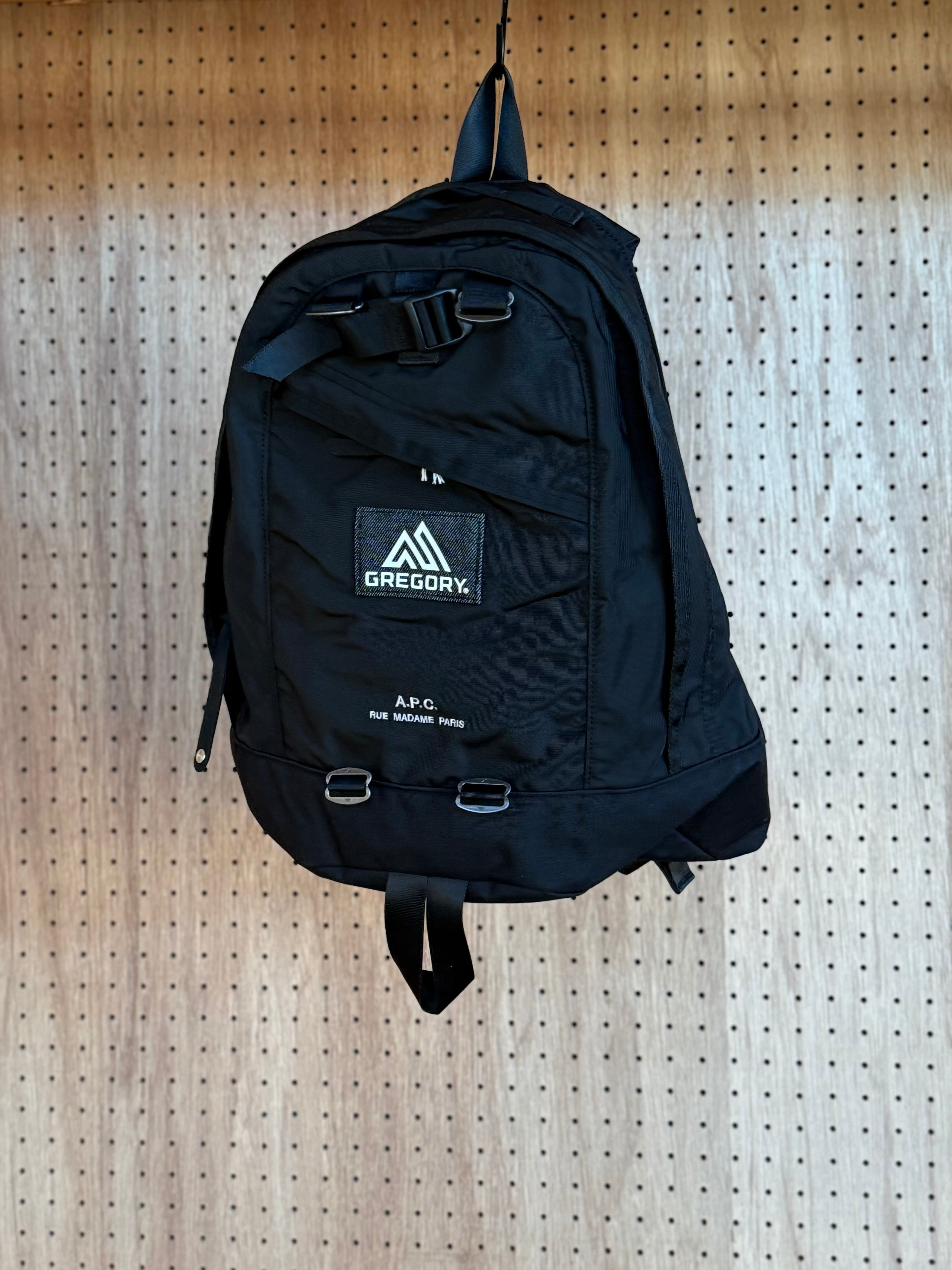 A.P.C. × GREGORY【FINE DAY A.P.C. GREGORY】 | LARGE LAB TOWN