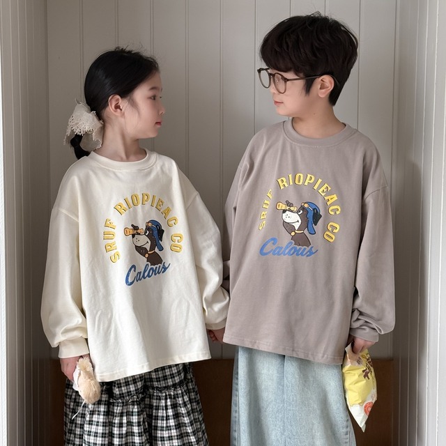 《取寄》 ドッグプリントTシャツ （アイボリー／グレー） KMAI 2025春 韓国子供服 トップス Tシャツ ロンT 長袖 カットソー 犬 ワンちゃん プリントT （90~150cm）
