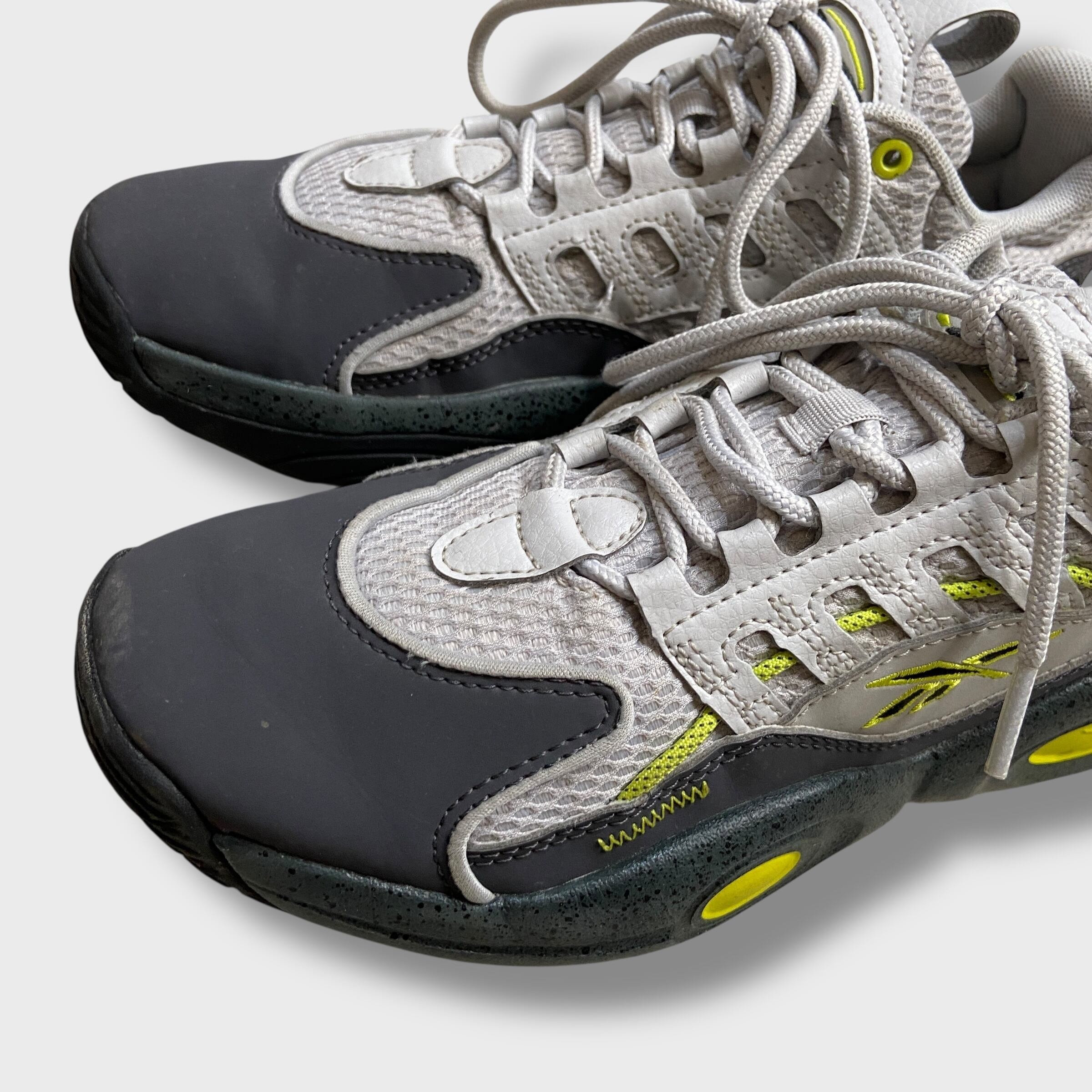 Reebok ソリューション ミッド シルバーグレー 23.5cm | 古着屋 Uan