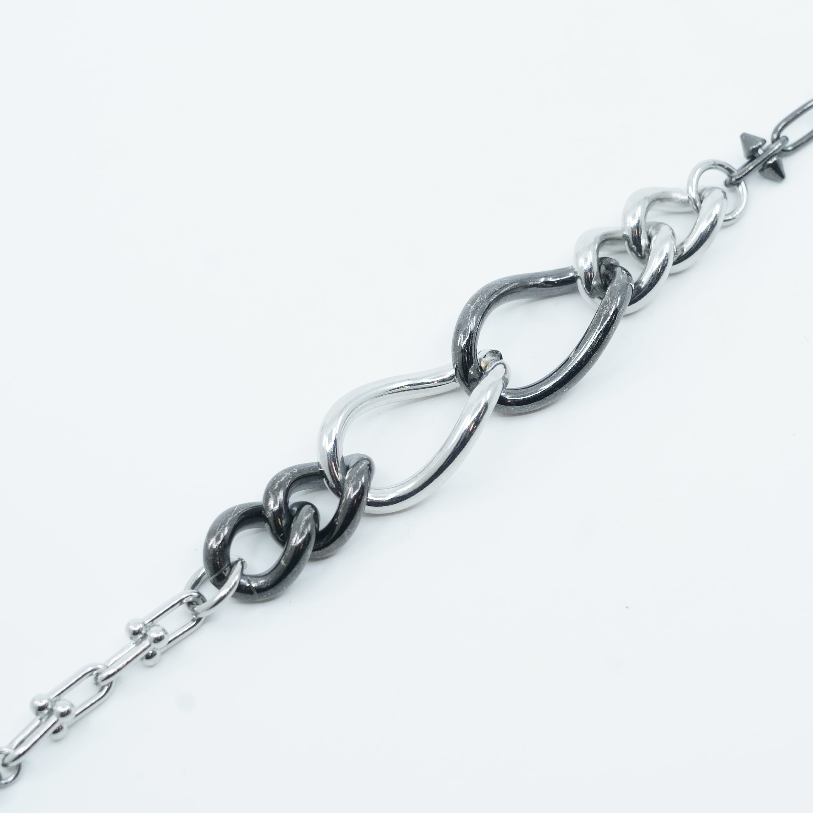 gunda シルバー ブレスレット L'Arc～en～Ciel hyde氏着用] gunda [ガンダ] STEALTH BRACELET