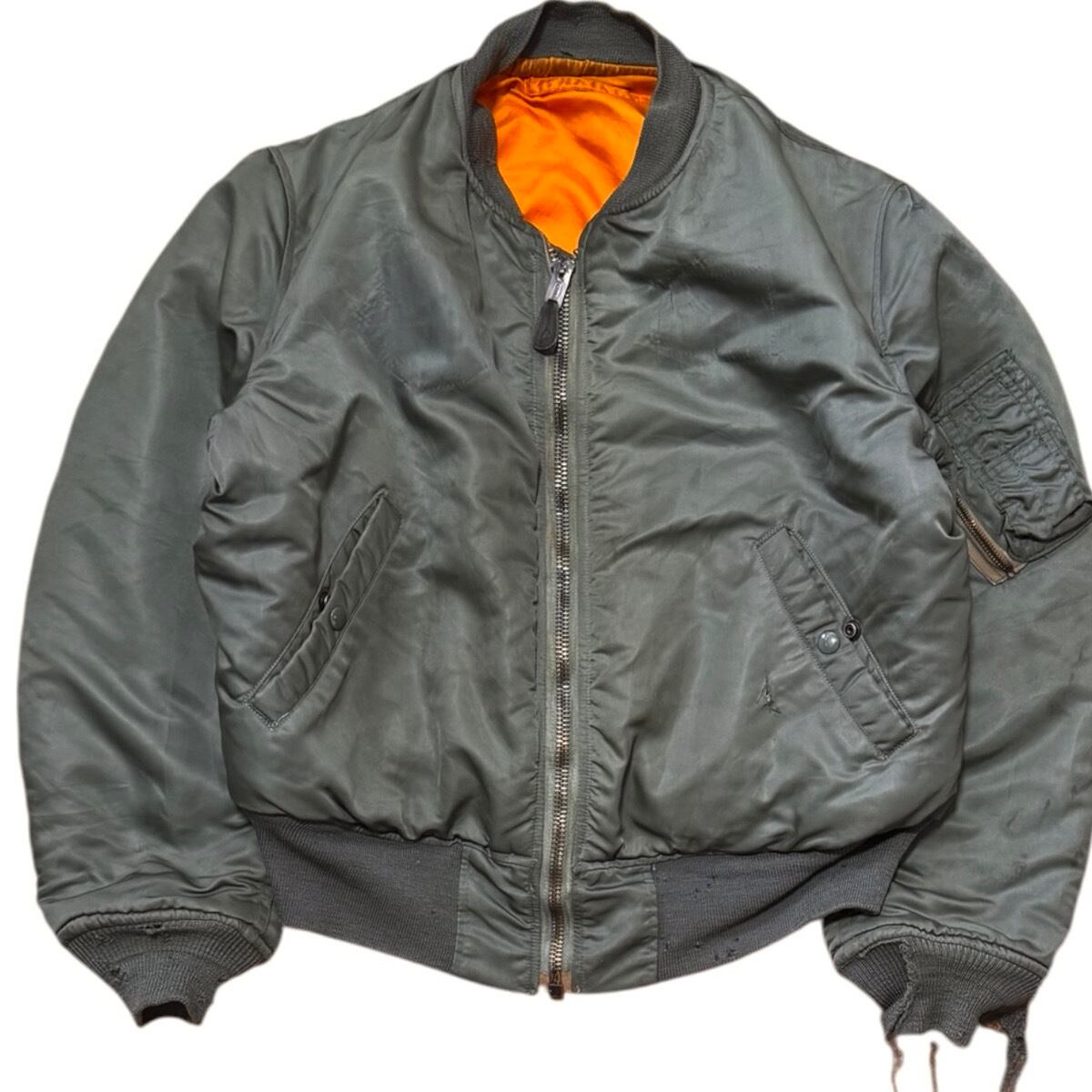 米軍実物 USAF 1965年製 ALPHA INDUSTRIES 社 MA-1 フライトジャケット