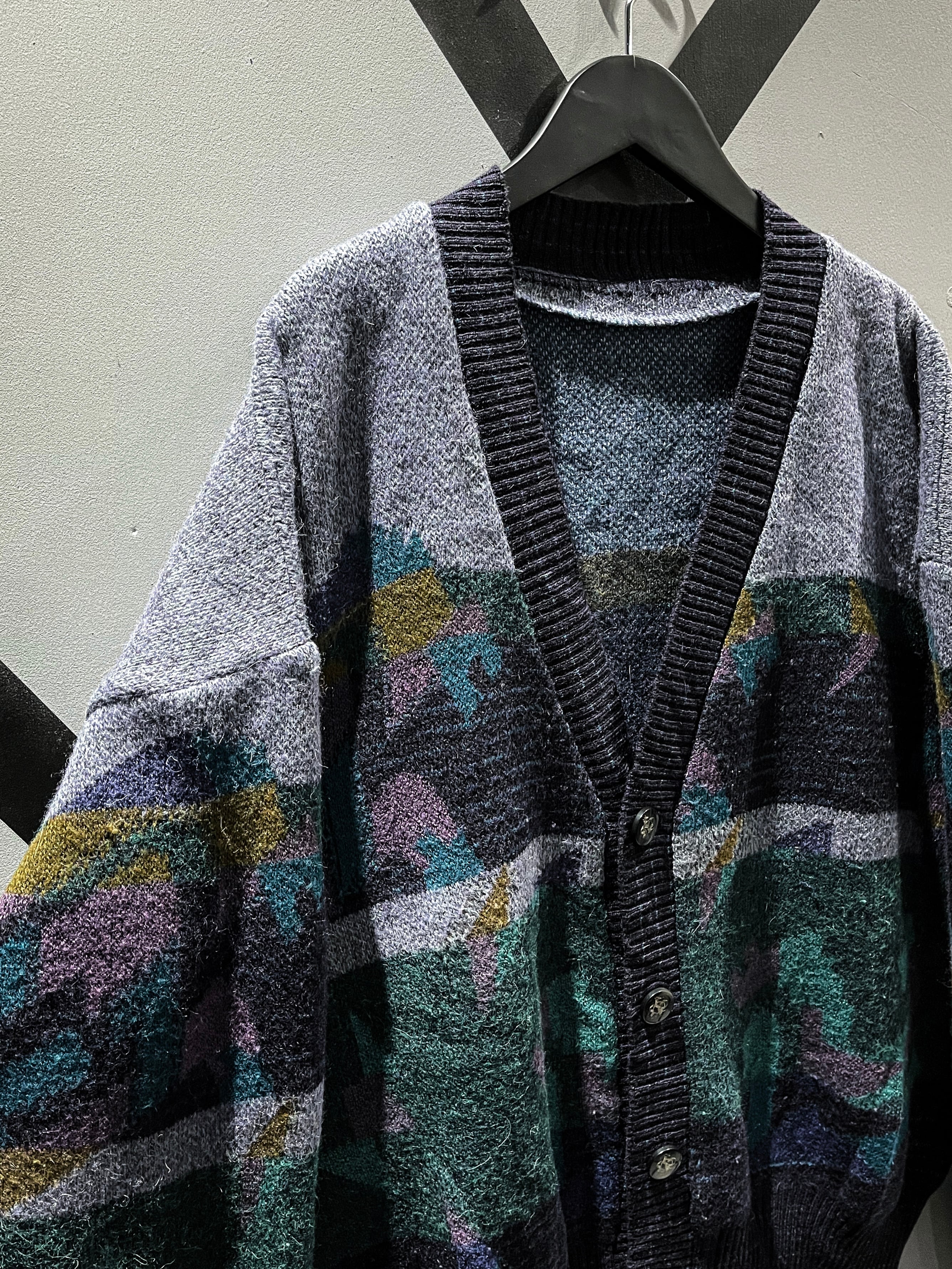 X VINTAGE】Fantastic Pattern Vintage Loose Knit Cardigan | Caka 